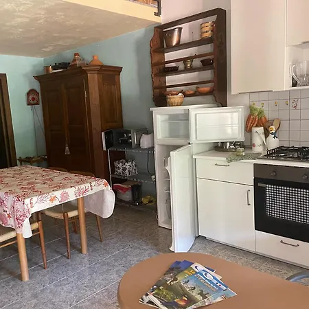 Shanti Yoga & Meditation Apartman Marciana